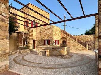 Apartamento Pyrgos Rodocanachi ?????? ??????????