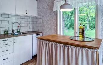 Nice Home In K�llby With Wifi And 2 Bedrooms