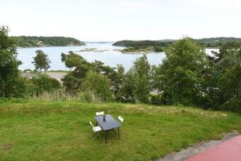 Cozy Holiday Apartment With A Beautiful Location On Almon, Tjorn