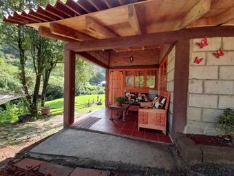 Acogedora Caba�a Cerca De La Marquesa