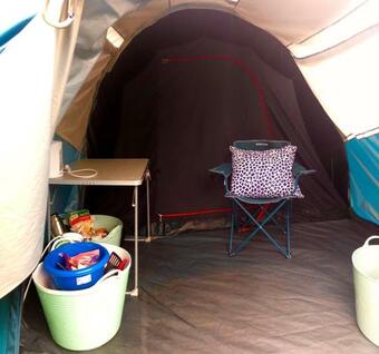 Camping Les Neufs Pr�s