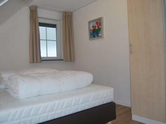 Detached Modern Holiday Home Within Walking Distance Of The Veerse Meer