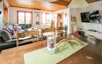 Amazing Home In �rkelljunga With Sauna, Wifi And 3 Bedrooms