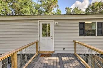 Suwannee Riverfront Home Grill, Near Springs