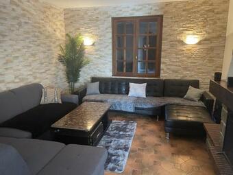 By Neptune - La Maison Courtenay