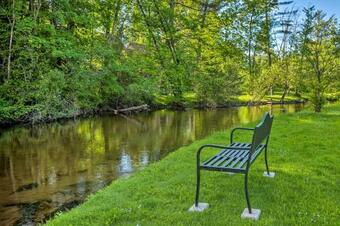 Wolfs River Retreat With Yard And River Access!