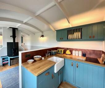 Inglewood Shepherd's Huts