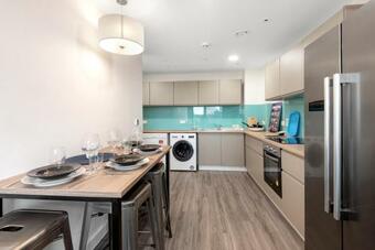 Apartamento Stylish Ensuite Rooms & Studios, Portsmouth - Sk
