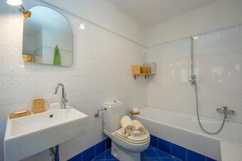 Cherry Tree House Pet & Child Friendly - Happy Rentals