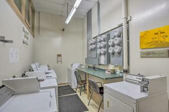 Peaceful Chadron Apartment In Historic Hotel!