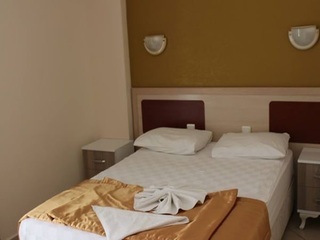 Hotel Club Arya Apart