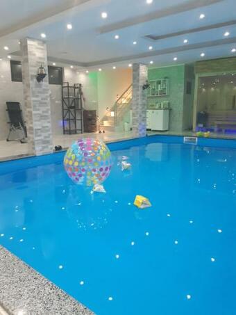 Vikendica Sa Bazenom Rostovo