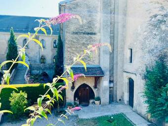 Apartamento Superbe Appartement Au Ch�teau D'allaman De 80m2