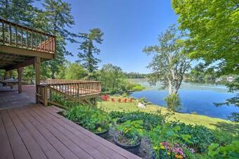 Spacious Wells Oasis With Decks On Little Lake!