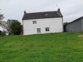 Corps De Ferme Au Calme