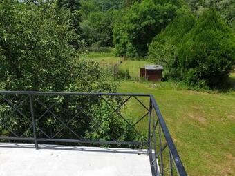 Maisonnette Vall�e De La Loue Proche Ornans Grande Terrasse