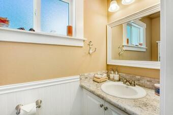 Buzz & Christa's Beach House