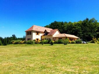 Beautiful House In The Dordonge Sleeps 10 People