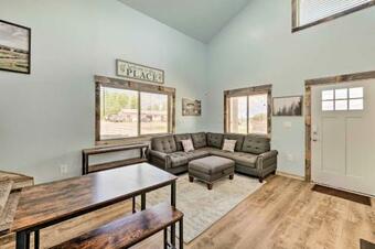 Cozy Lyman Townhome With Grill On Cattle Ranch!