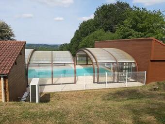 Superbe Chalet Site Paisible Avec Piscine Chauffee