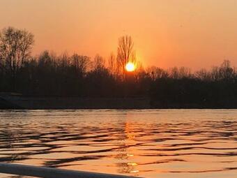 Seinehouse - Maison Flottante (houseboat) - S�jour Magique Sur L'eau