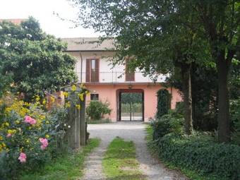 Hostal Le Petit Fleur