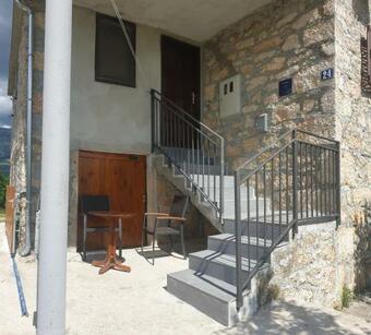 Country Vacation House Vrlika - Jezevic