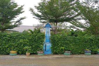 Oyo 75352 Hotel Family House And Resort Phetchaburi