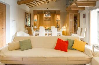 Vicina A Tutto, Ma Lontana Da Tutti!!