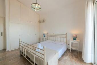 Liapis Detached House In Lagonissi