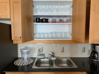 Apartment/2bedrooms/2 Full Bathrooms/free Parking