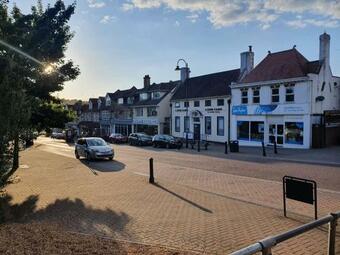 House 1905 - Self Catering Serviced Apartment