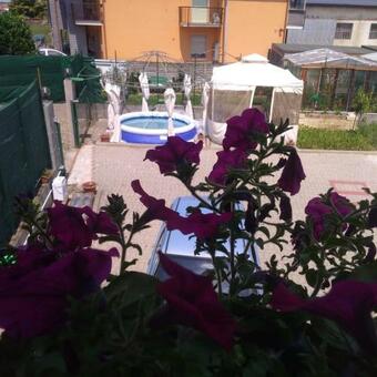 Yellow House Ottobiano - Sannazzaro