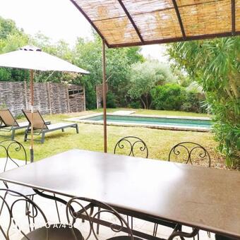 Villa De Charme Et Piscine 174