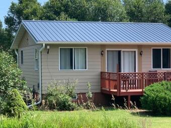 Apartamento Cozy Northwoods Getaway