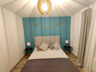 Plum House - Villa With Pool