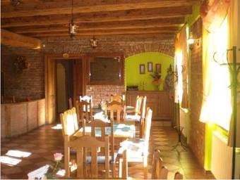 Hostal Hotel Penzion Tr�mky