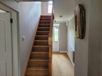 Cheerful 3-bedroom Home With Indoor Fireplace