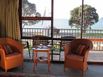 Motel Bay Sands Seafront Studios