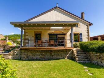 Villa Maison Bazeilles-sur-othain, 5 Pi�ces, 9 Personnes - Fr-1-585-76