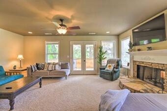 Waterfront Home With Shared Boat Dock And Ramp!