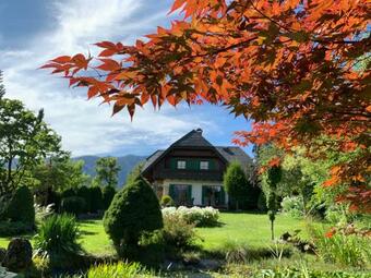 Hostal Ausseerhaus Im Gr�nen