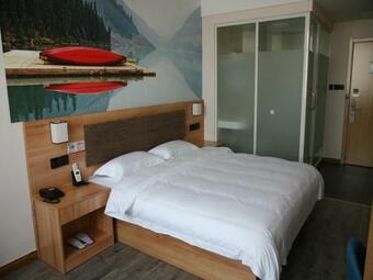 Thank Inn Plus Hotel Xingtai Qiaodong District Xingzhou Avenue