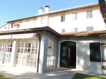 Hostal Ginkgo Guest House