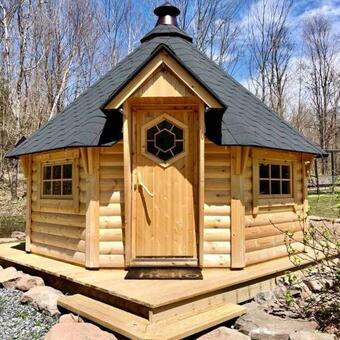 Villa The Camptons House /pool/sauna/hottub/grillhut/ski