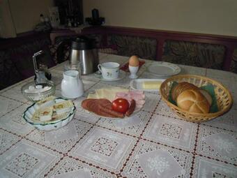 Hostal G�stehaus Jedinger