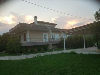 67. Traditional Villa In Evoia Malliaris Family