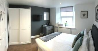 The Prince Of Wales Bed And Breakfast