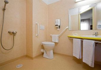 B&B Hotel Arena Saint-�tienne Monthieu