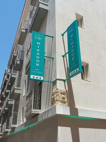 Hotel Cloppy Mirador Del Castillo